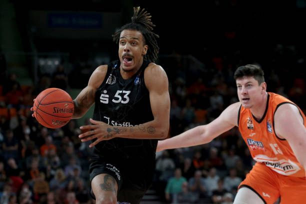 不断呼喊的 不断呼喊的