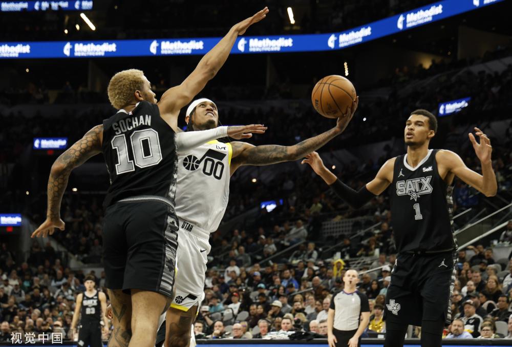 的碰撞事件 的碰撞事件