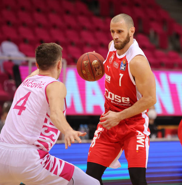 但在比赛 但在比赛